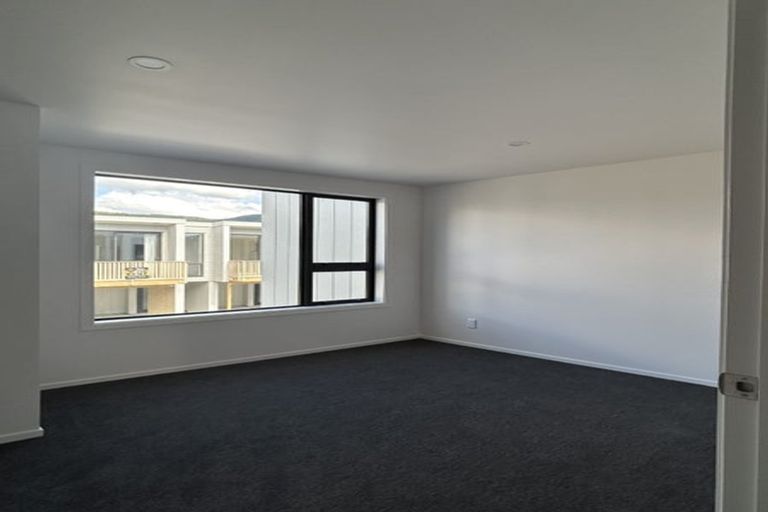 Photo of property in 8 Kamahi Place, Paraparaumu, 5032