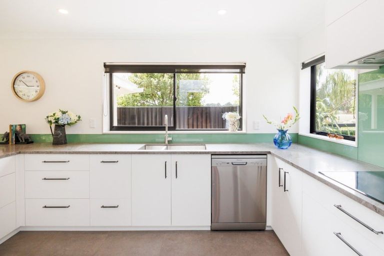 Photo of property in 512 Milson Line, Newbury, Palmerston North, 4478