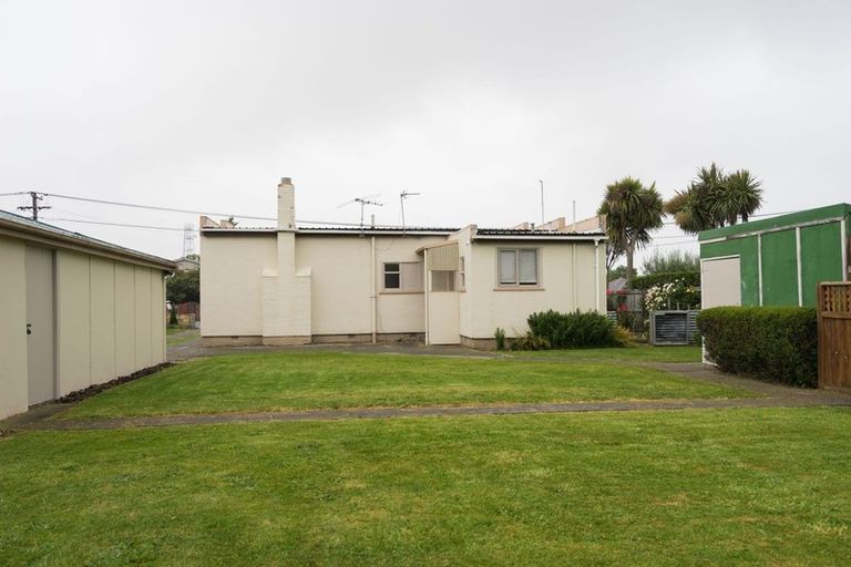 Photo of property in 11 Mortlake Street, Islington, Christchurch, 8042