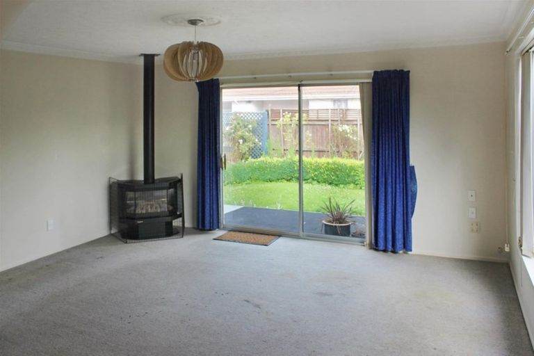 Photo of property in 14 Steadman Road, Broomfield, Christchurch, 8042