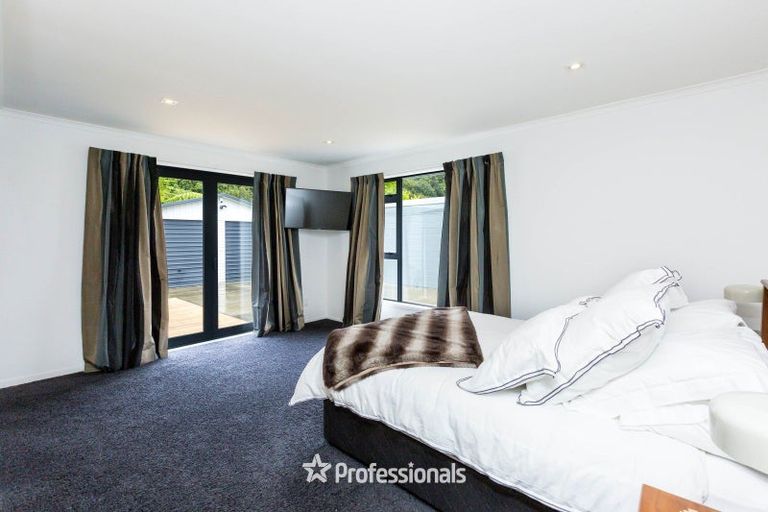 Photo of property in 48 Black Beech Street, Birchville, Upper Hutt, 5018