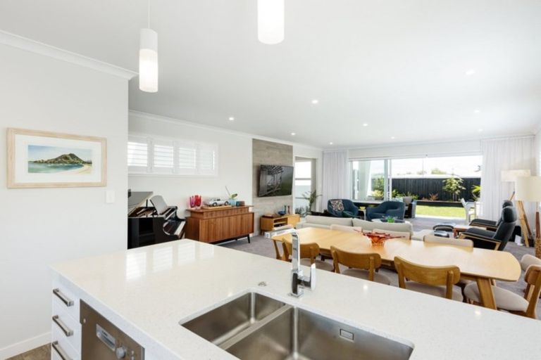 Photo of property in 126 Coast Boulevard, Papamoa Beach, Papamoa, 3118