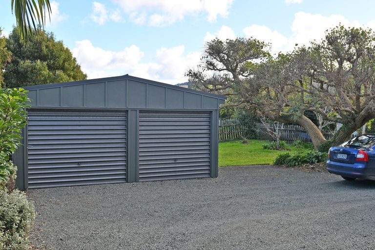 Photo of property in 6 Kendale Drive, Leigh, 0985