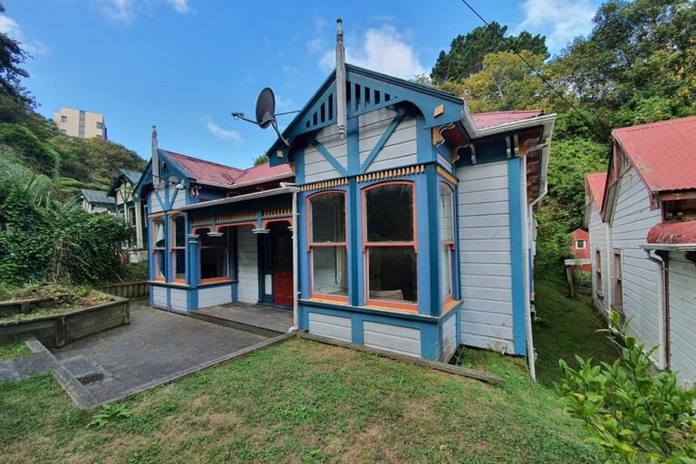Photo of property in 34 Devon Street, Aro Valley, Wellington, 6021