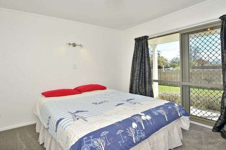 Photo of property in 47a Cologne Street, Martinborough, 5711