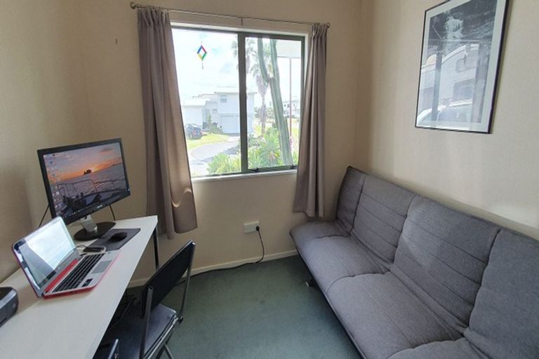 Photo of property in 130 Bream Bay Drive, Ruakaka, 0116