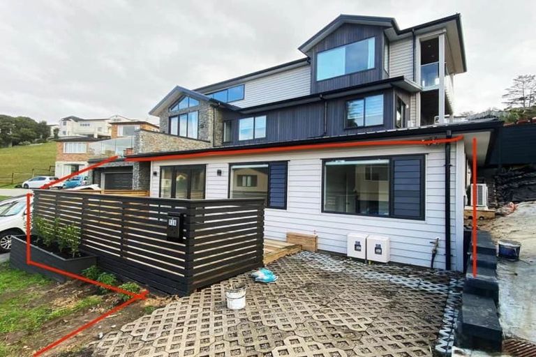 Photo of property in 92 Penguin Drive, Murrays Bay, Auckland, 0630