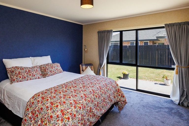 Photo of property in 59 Meridian Grove, Kelvin Grove, Palmerston North, 4414