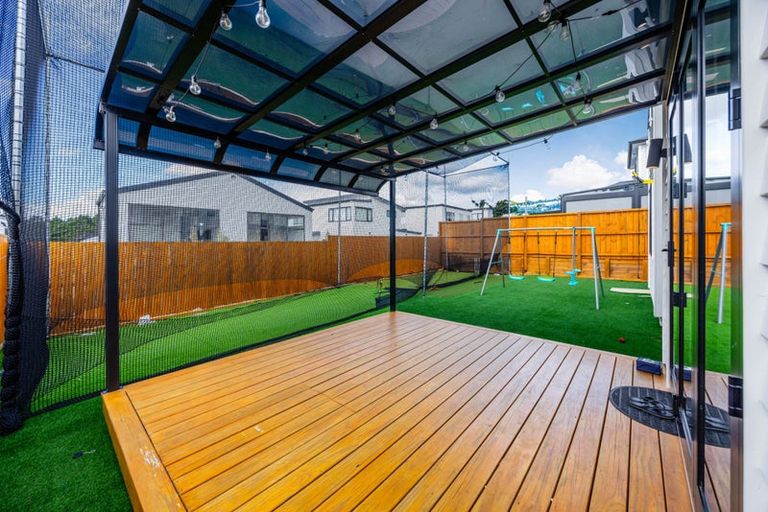 Photo of property in 334 Flat Bush School Road, Flat Bush, Auckland, 2019