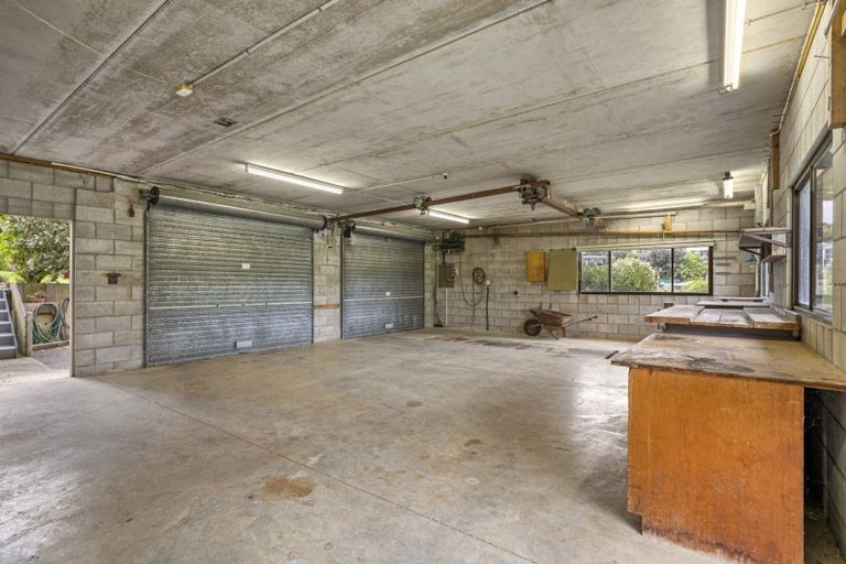 Photo of property in 29 Omokoroa Road, Omokoroa, 3114