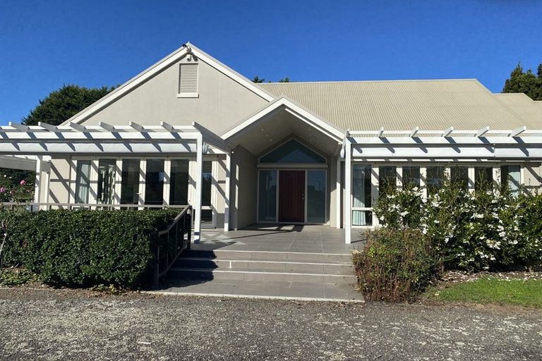 Photo of property in 90 Fairfield Road, Levin, 5510