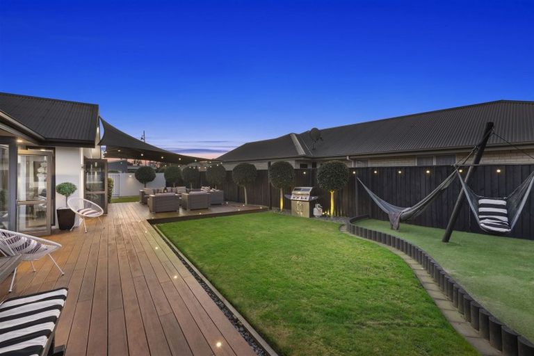 Photo of property in 5 Bernadette Street, Aidanfield, Christchurch, 8025