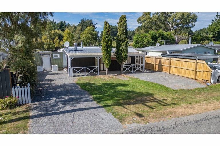 Photo of property in 21 Penfold Square, Leithfield, 7481