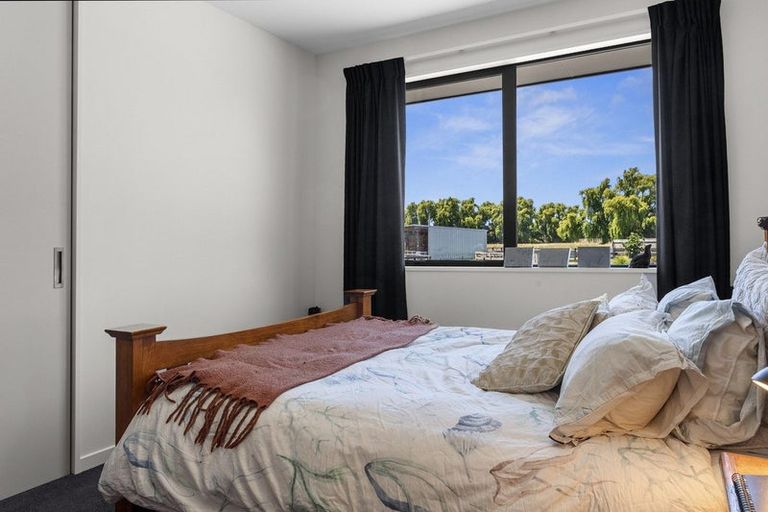 Photo of property in 33 Langes Road, Marshland, Christchurch, 8051