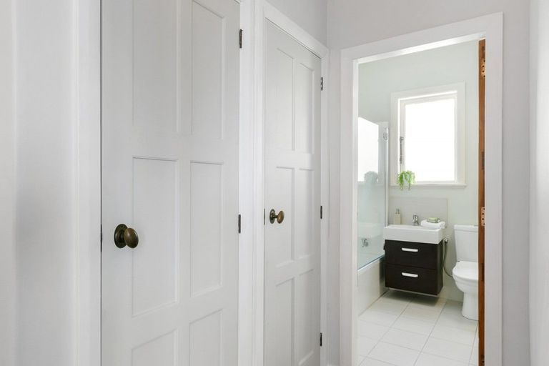 Photo of property in 44 Douglas Mclean Avenue, Marewa, Napier, 4110