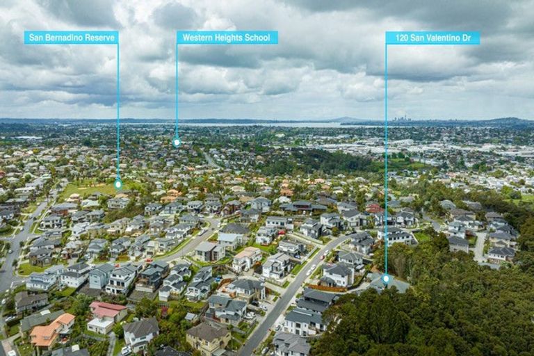 Photo of property in 120 San Valentino Drive, Henderson, Auckland, 0612