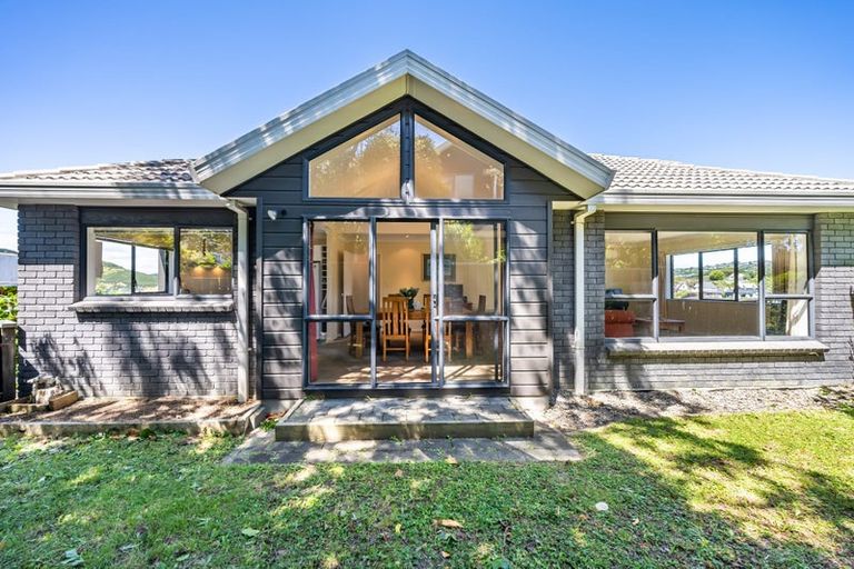Photo of property in 2/167 Westchester Drive, Churton Park, Wellington, 6037