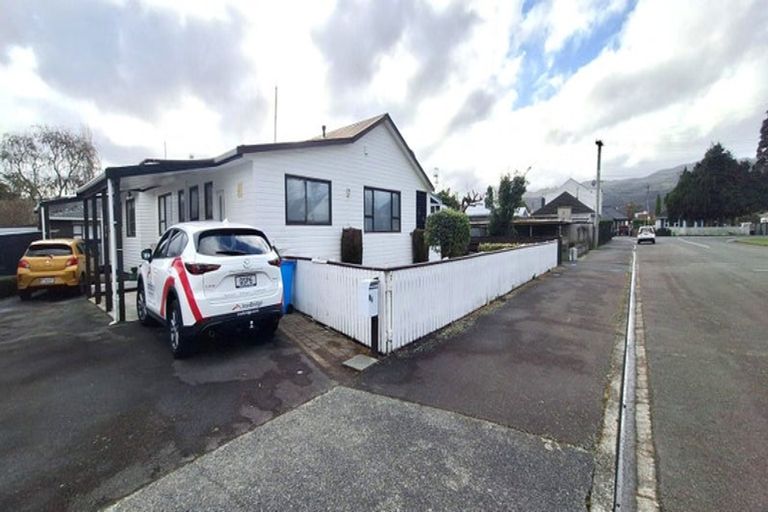 Photo of property in 1/8 Murray Street, Wallaceville, Upper Hutt, 5018