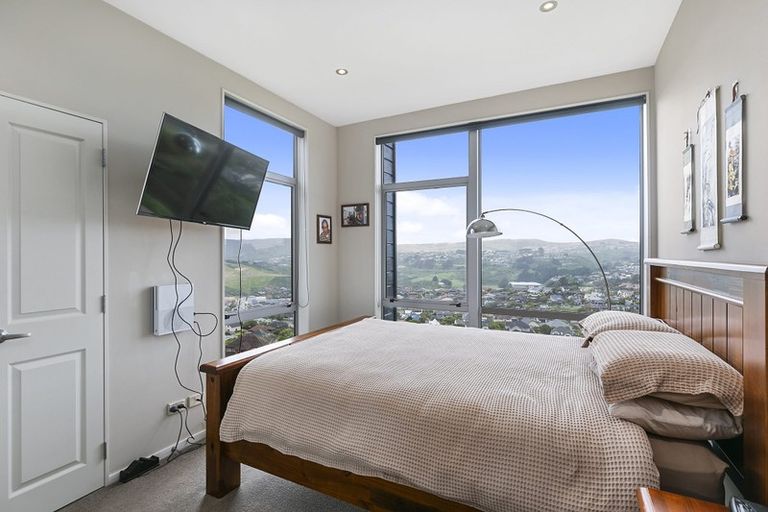 Photo of property in 67 Erlestoke Crescent, Churton Park, Wellington, 6037