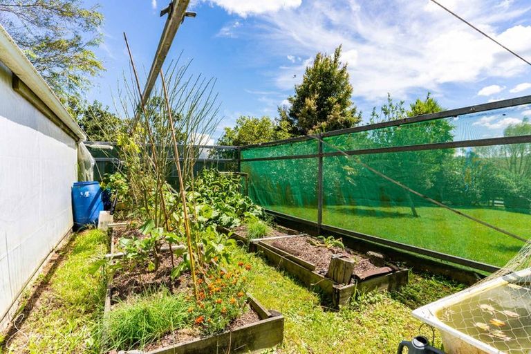 Photo of property in 2305 State Highway 12, Paparoa, 0571