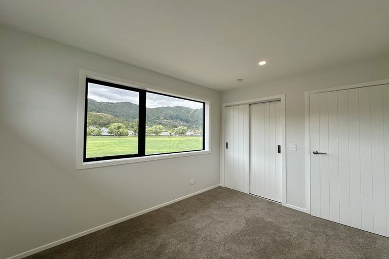 Photo of property in 17 Gibson Crescent, Naenae, Lower Hutt, 5011