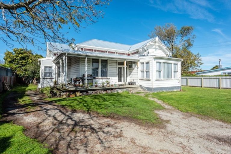 Photo of property in 678 Gladstone Road, Te Hapara, Gisborne, 4010