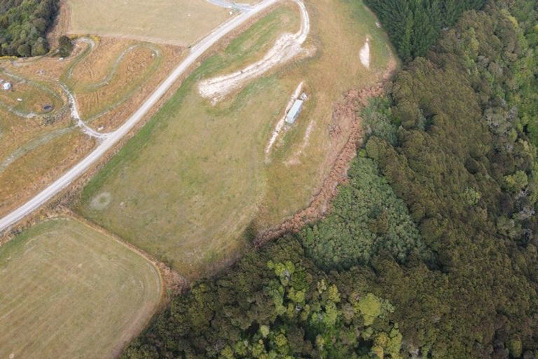 Photo of property in 99 Kahu Ridge, Taieri Beach, Taieri Mouth, 9091