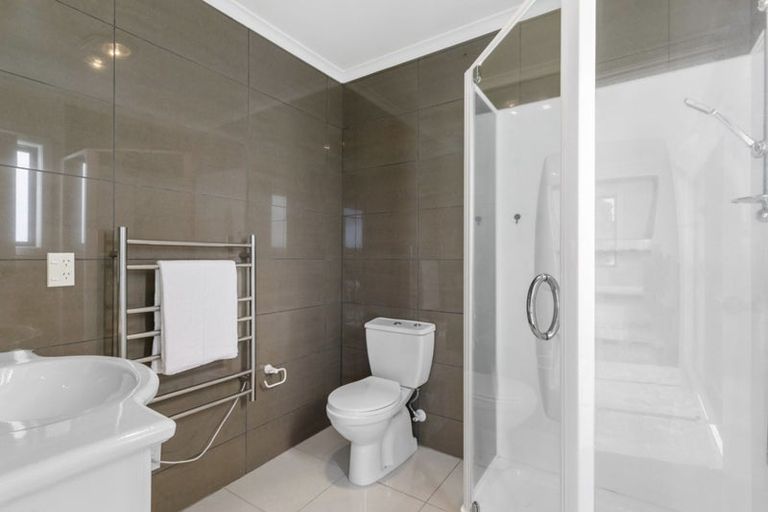 Photo of property in 19 Milford Street, Aotea, Porirua, 5024