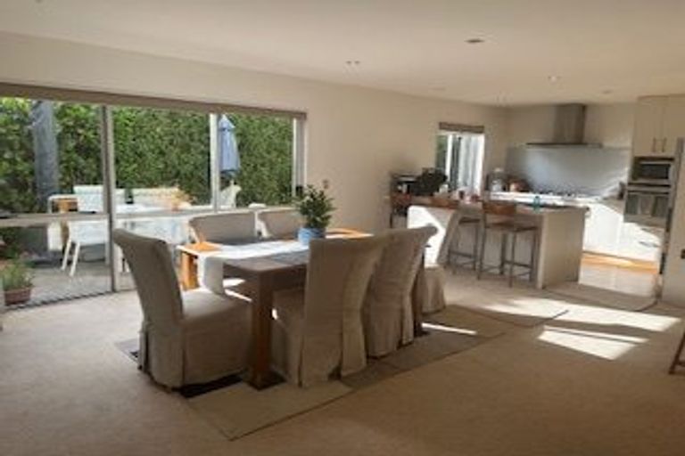 Photo of property in 46 Hattaway Avenue, Bucklands Beach, Auckland, 2012