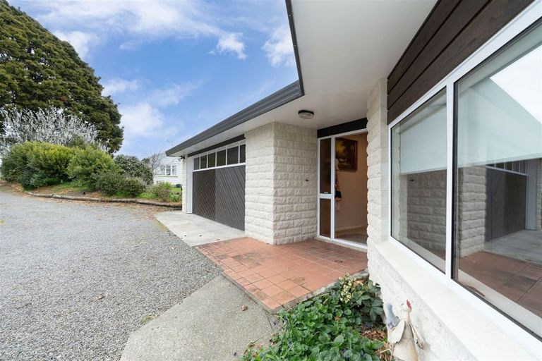 Photo of property in 123b Bartholomew Road, Levin, 5510