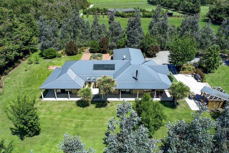 Photo of property in 77 Tramway Road, Kirwee, Darfield, 7571