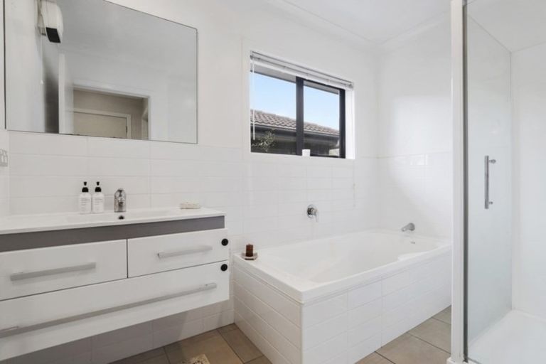 Photo of property in 36 Barrington Drive, Huntington, Hamilton, 3210