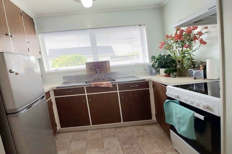 Photo of property in 35 Western Road, Bellevue, Tauranga, 3110