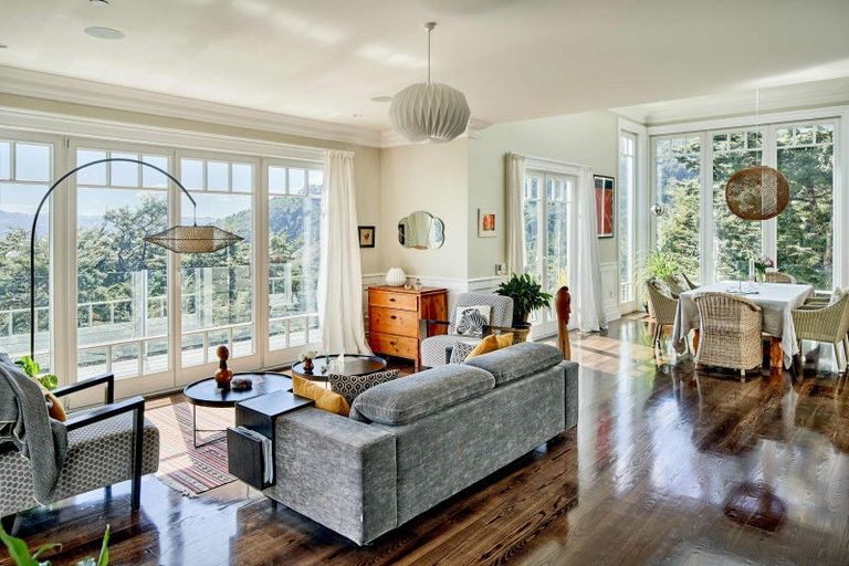 Photo of property in 18 Huia Road, Days Bay, Lower Hutt, 5013