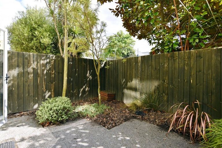 Photo of property in 6/54 Champion Street, Edgeware, Christchurch, 8013