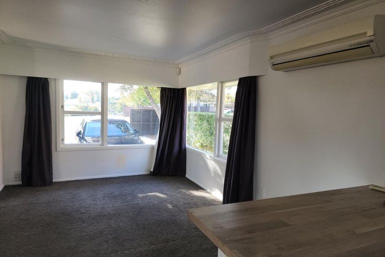 Photo of property in 11 Knighton Road, Hillcrest, Hamilton, 3216