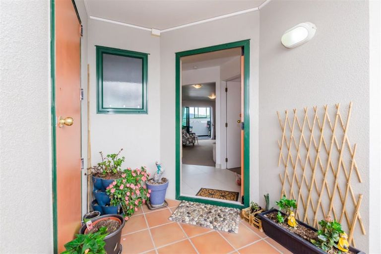 Photo of property in 1b/25 Maclean Street, Paraparaumu Beach, Paraparaumu, 5032
