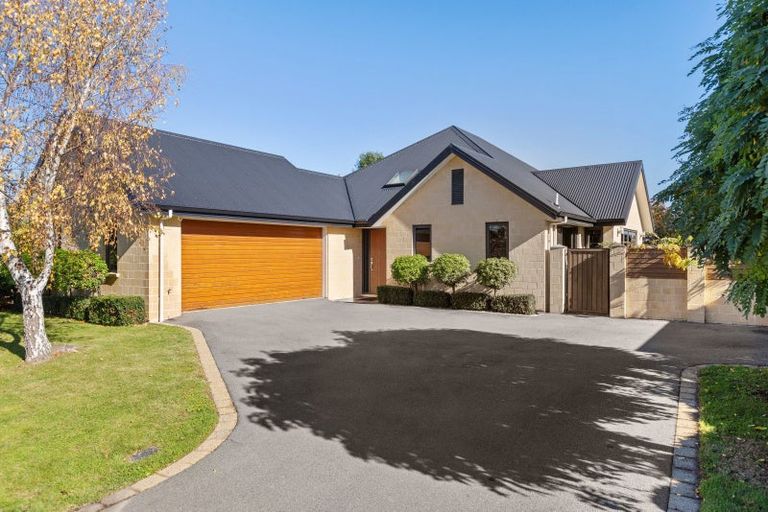 Photo of property in 27 Magnolia Drive, Springlands, Blenheim, 7201