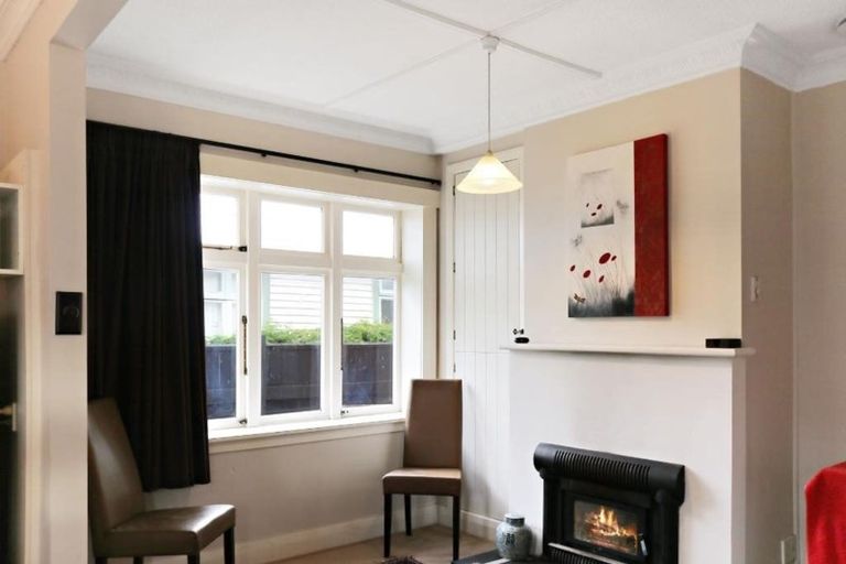 Photo of property in 10 Raymond Terrace, Fairfield, Lower Hutt, 5011