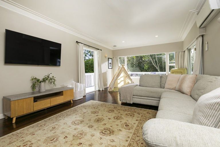 Photo of property in 9 The Close, Greenhithe, Auckland, 0632