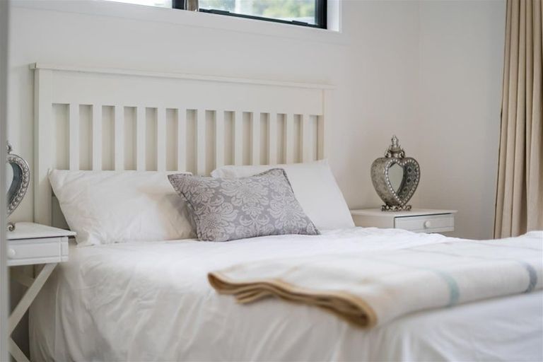 Photo of property in 4 Fenwick Crescent, Wallaceville, Upper Hutt, 5018