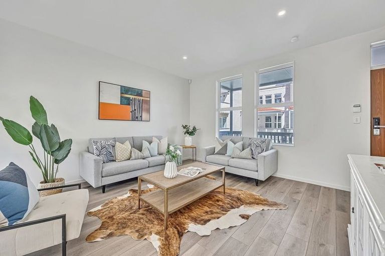 Photo of property in 32 Whautapu Court, Avondale, 1026