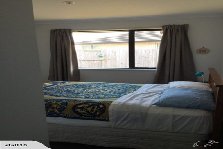 Photo of property in 12 O'farrell Drive, One Tree Point, 0118