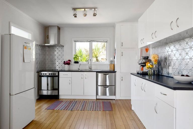 Photo of property in 52 Campbell Street, Leamington, Cambridge, 3432