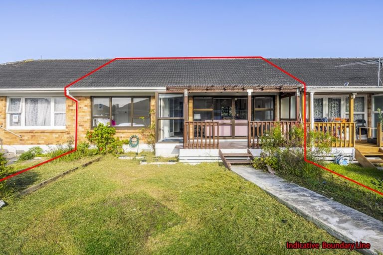 Photo of property in 2/29a Hoteo Avenue, Papatoetoe, Auckland, 2025