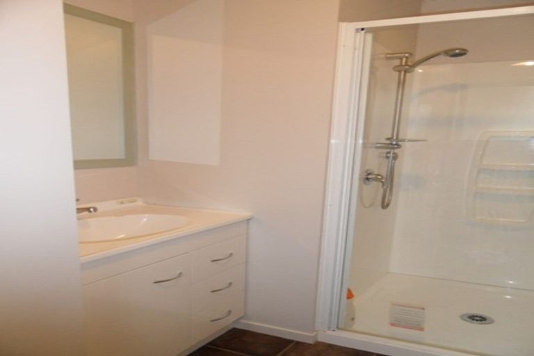 Photo of property in 124 Ferry Road, Edendale, 9825