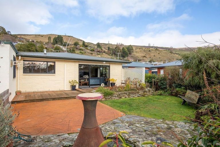 Photo of property in 18 Paisley Place, Roxburgh, 9500