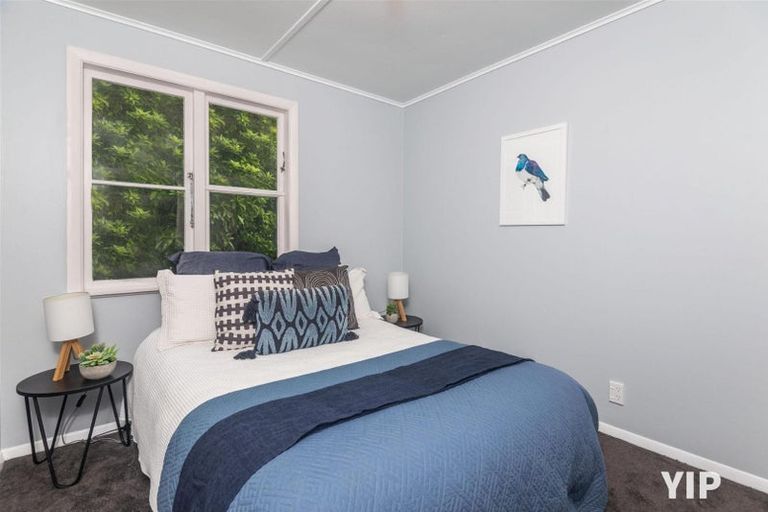 Photo of property in 41 Chesterton Street, Johnsonville, Wellington, 6037