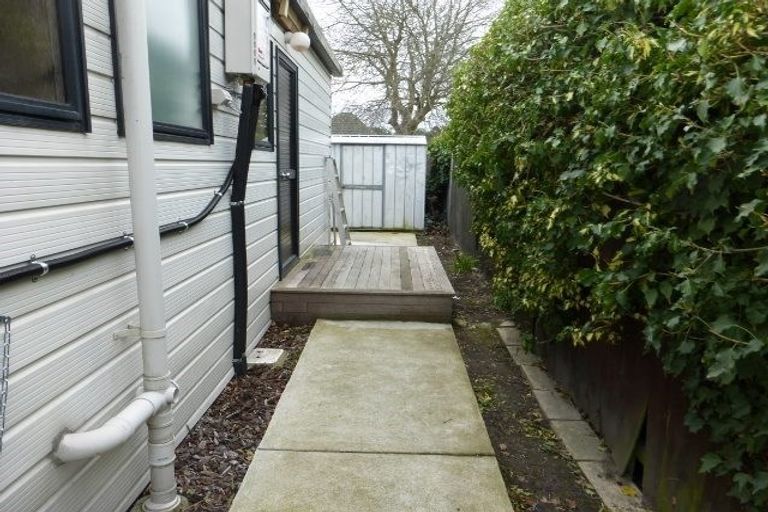 Photo of property in 2/34 Maxwell Street, Riccarton, Christchurch, 8041