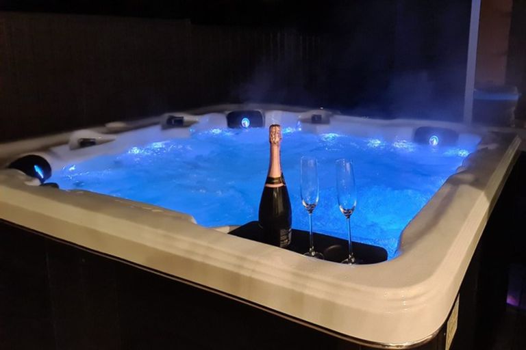 Photo of property in 76 York Avenue, Tamatea, Napier, 4112